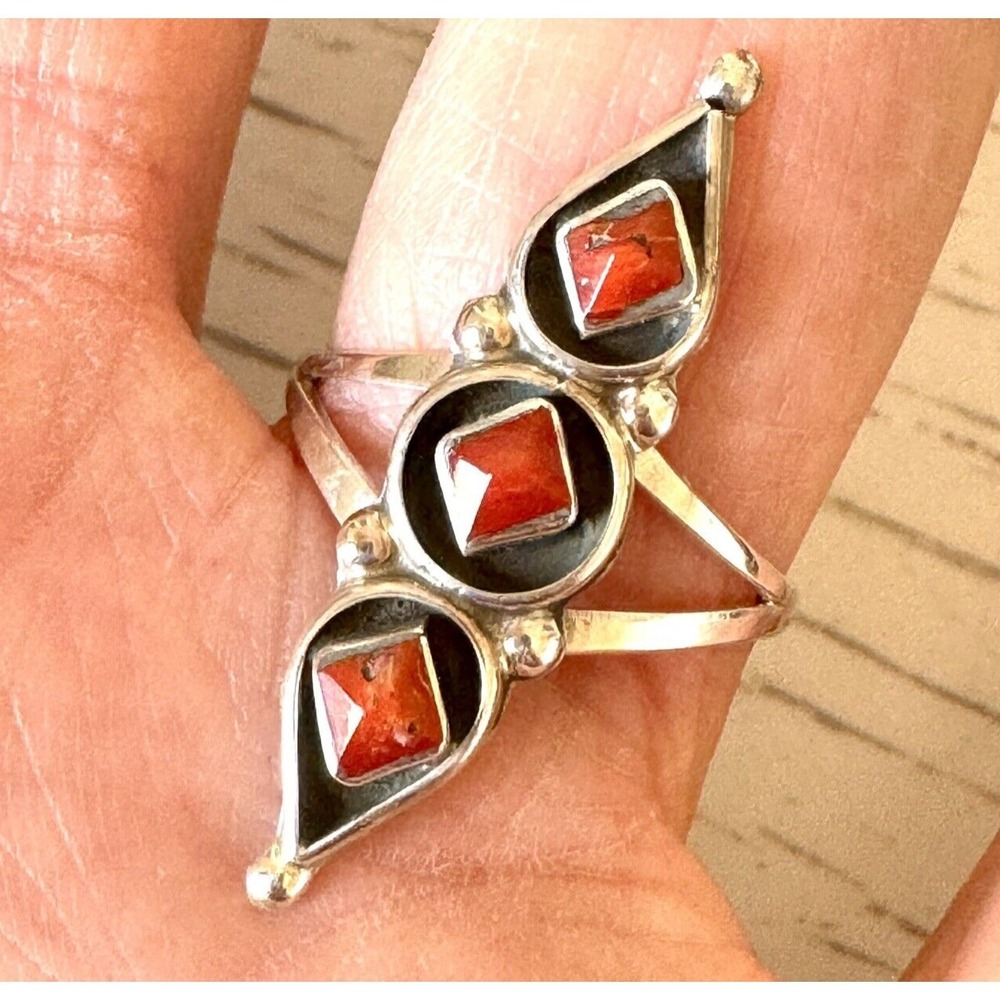 Native American Red Coral Ring Sz 7.5 Sterling FC Fred Cachini Zuni Long